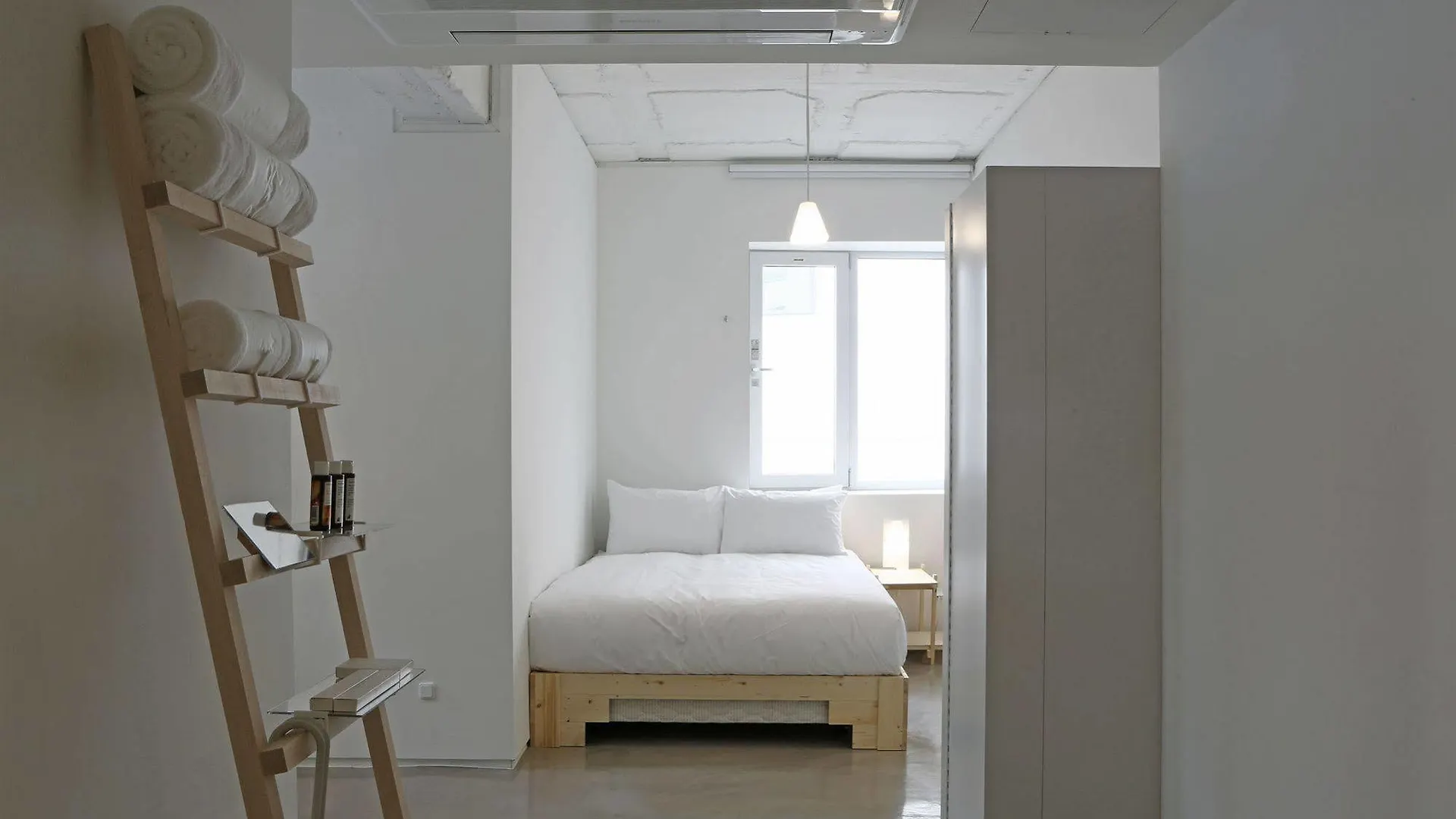Hotel Small House Big Door Seoul